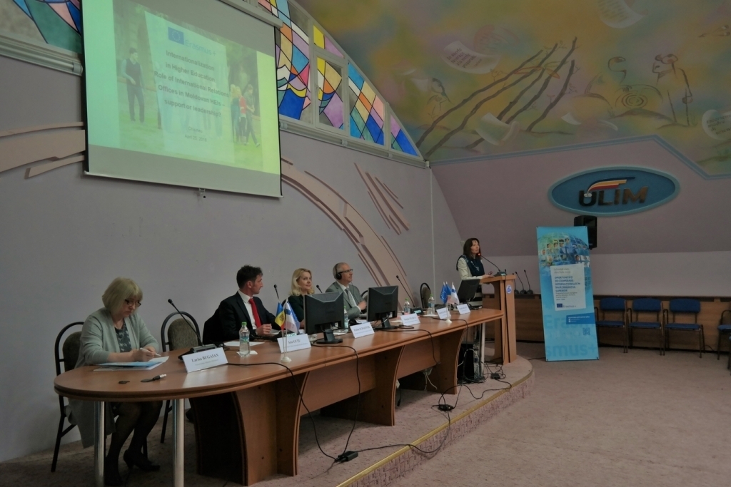 Frederik De Decker către universitățile din Moldova: "Diferențiați-vă de alții"