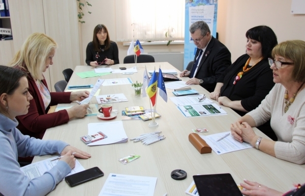 Oficiul Național Erasmus+ a organizat o ședință de lucru cu membrii echipei HEREs  