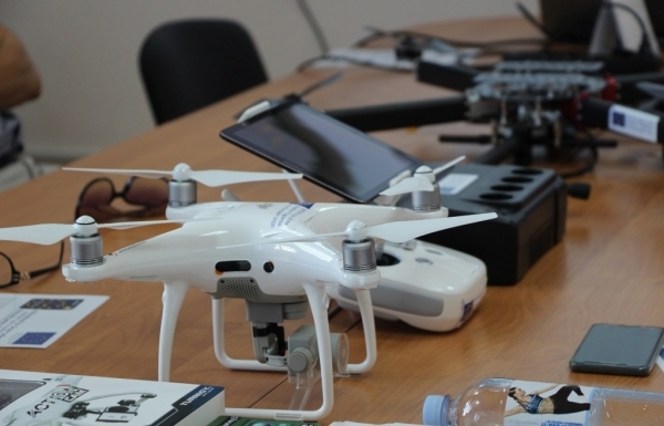 Primul laborator educațional interuniversitar în domeniul dronelor din Republica Moldova, deschis cu sprijinul Erasmus+